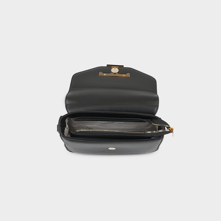 Black Crossbody Baggue