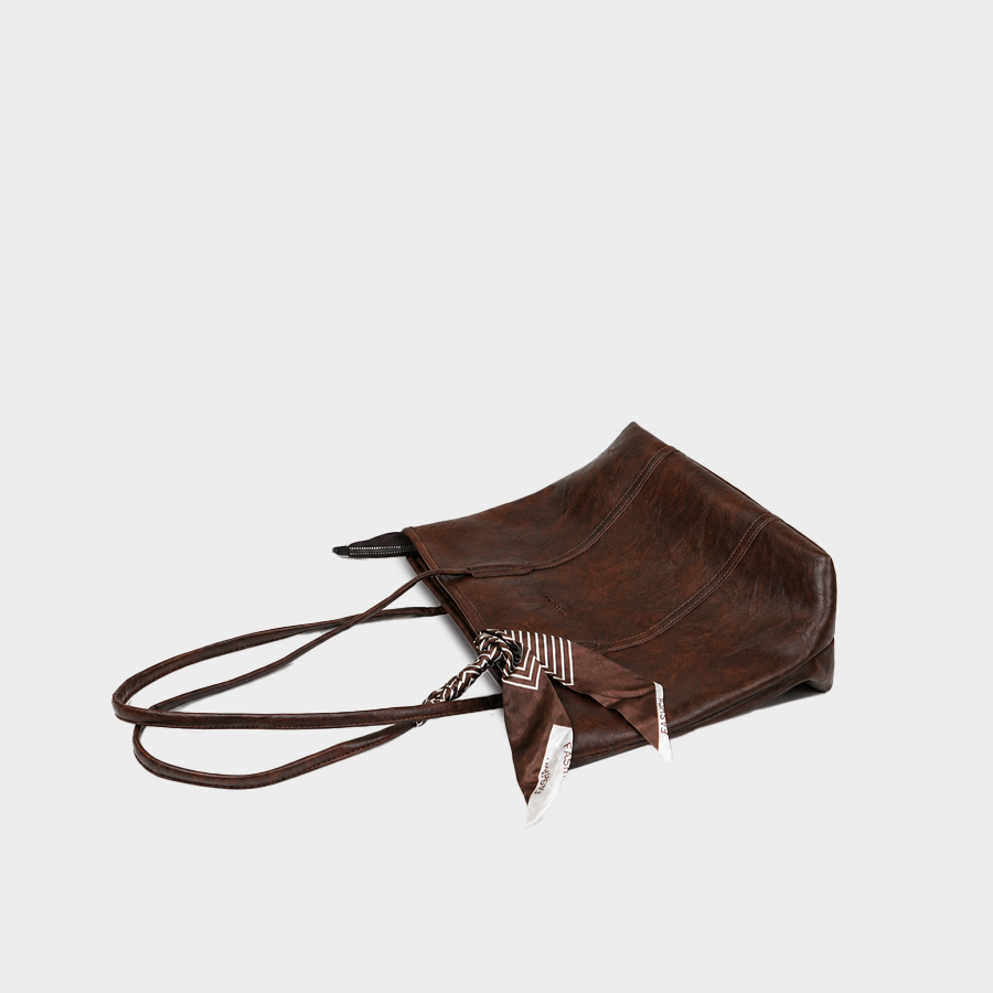 Auburn Shoulder Baggue